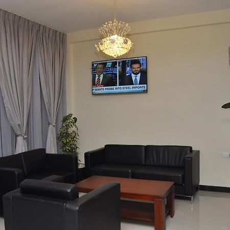 Afro Addis Hotel Apartment Bagian luar foto