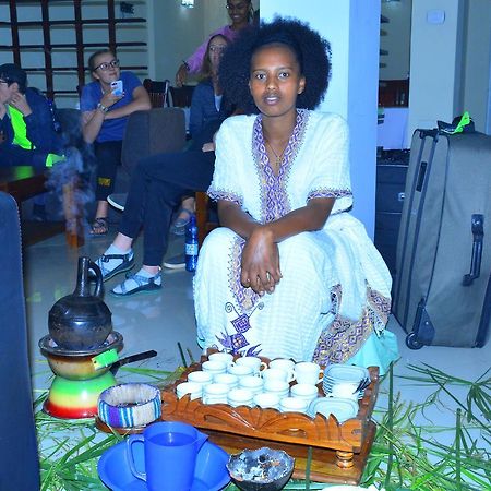Afro Addis Hotel Apartment Bagian luar foto
