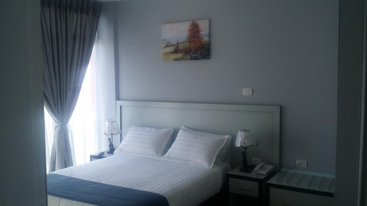 Afro Addis Hotel Apartment Bagian luar foto