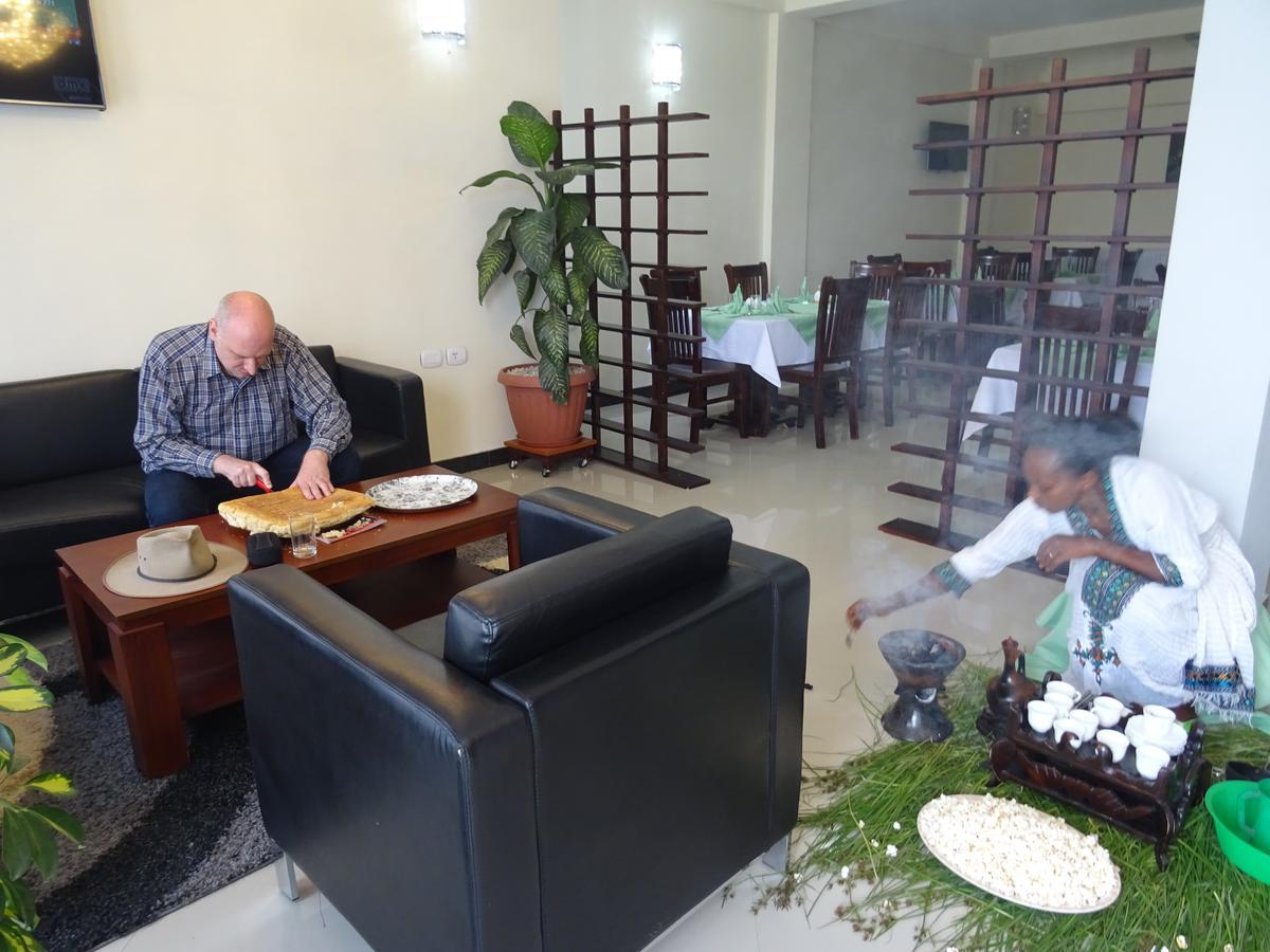 Afro Addis Hotel Apartment Bagian luar foto