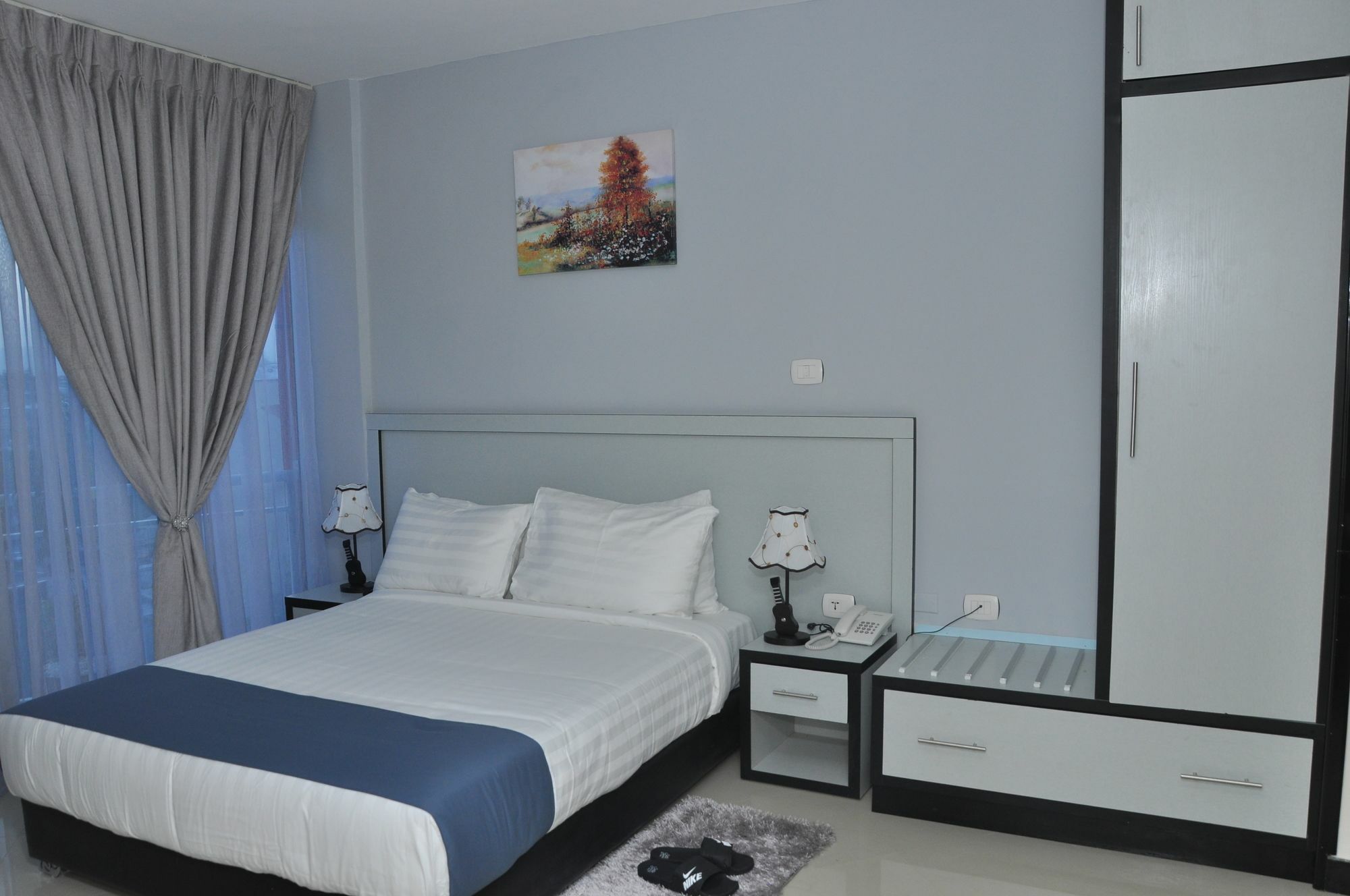 Afro Addis Hotel Apartment Bagian luar foto