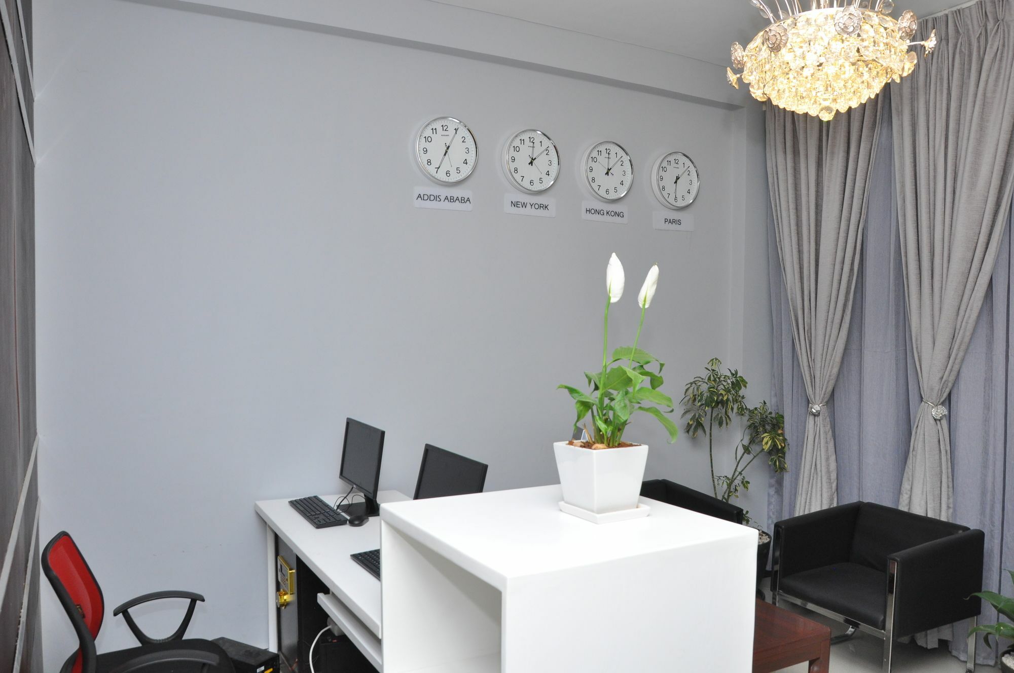 Afro Addis Hotel Apartment Bagian luar foto